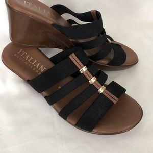 Sandals size 9